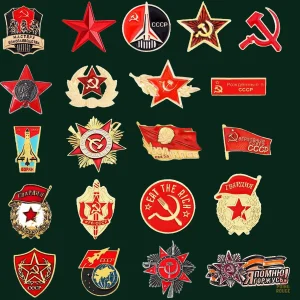 Insigne doré avec étoile communiste