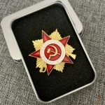 Pin inspiré par la Navette Bourane