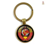 Étoile rouge emblématique sur porte-clés militaire