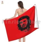 Serviette de plage Che Rouge pour un look audacieux