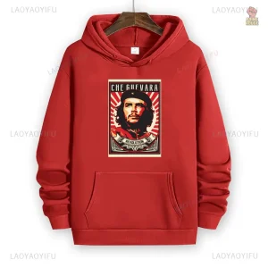 Haut à capuche noir, symbole de la culture communiste