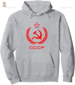 Sweat à capuche noir au style révolutionnaire