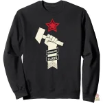 Sweat noir col rond avec étoile rouge, style communiste