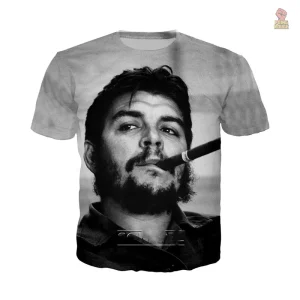 T-shirt au design unique inspiré du mouvement communiste