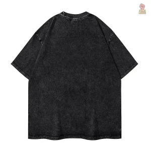 T-shirt avec motif communiste rétro