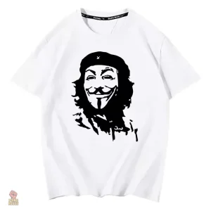 T-shirt avec motif de masque emblématique et message engagé