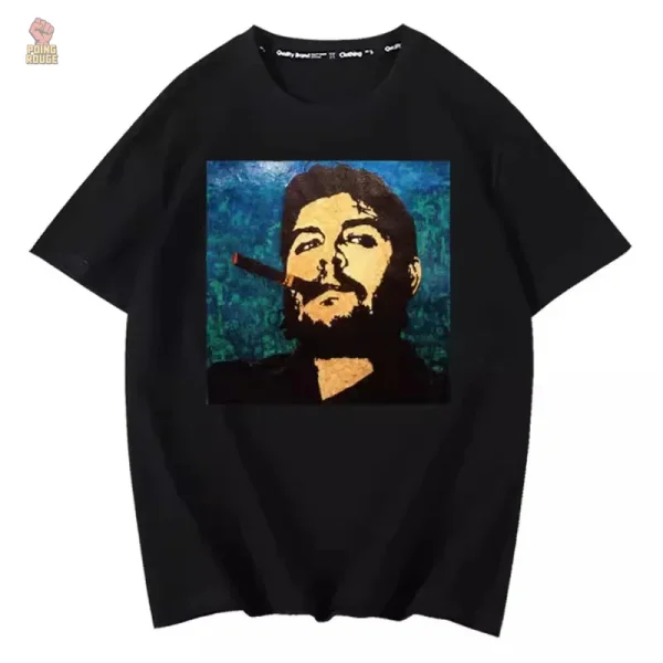 Design contemporain de T-shirt inspiré par l'esthétique communiste