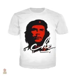 T-shirt signature avec motifs iconiques et message engagé