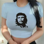 Haut court pour femmes, motif communiste