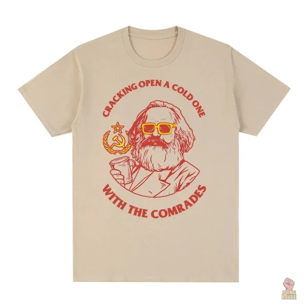t-shirt-karl-marx-cracking-open-a-cold-one-1 T-Shirt "Cracking Open a Cold One" pour les amateurs de communisme
