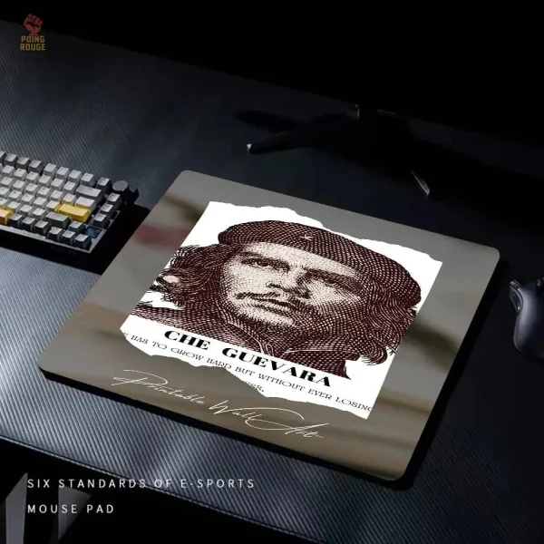 Tapis de souris rouge avec le visage de Che Guevara