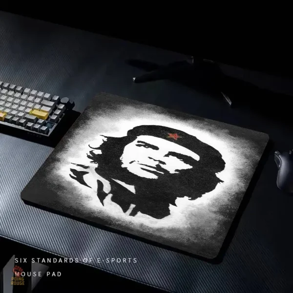 Tapis Che Guevara, gravure et citation sur fond neutre