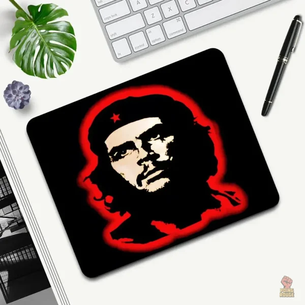 Tapis de souris avec visage de Che Guevara et inscription