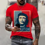 T-shirt Che Guevara au design rouge et bleu, fond rouge